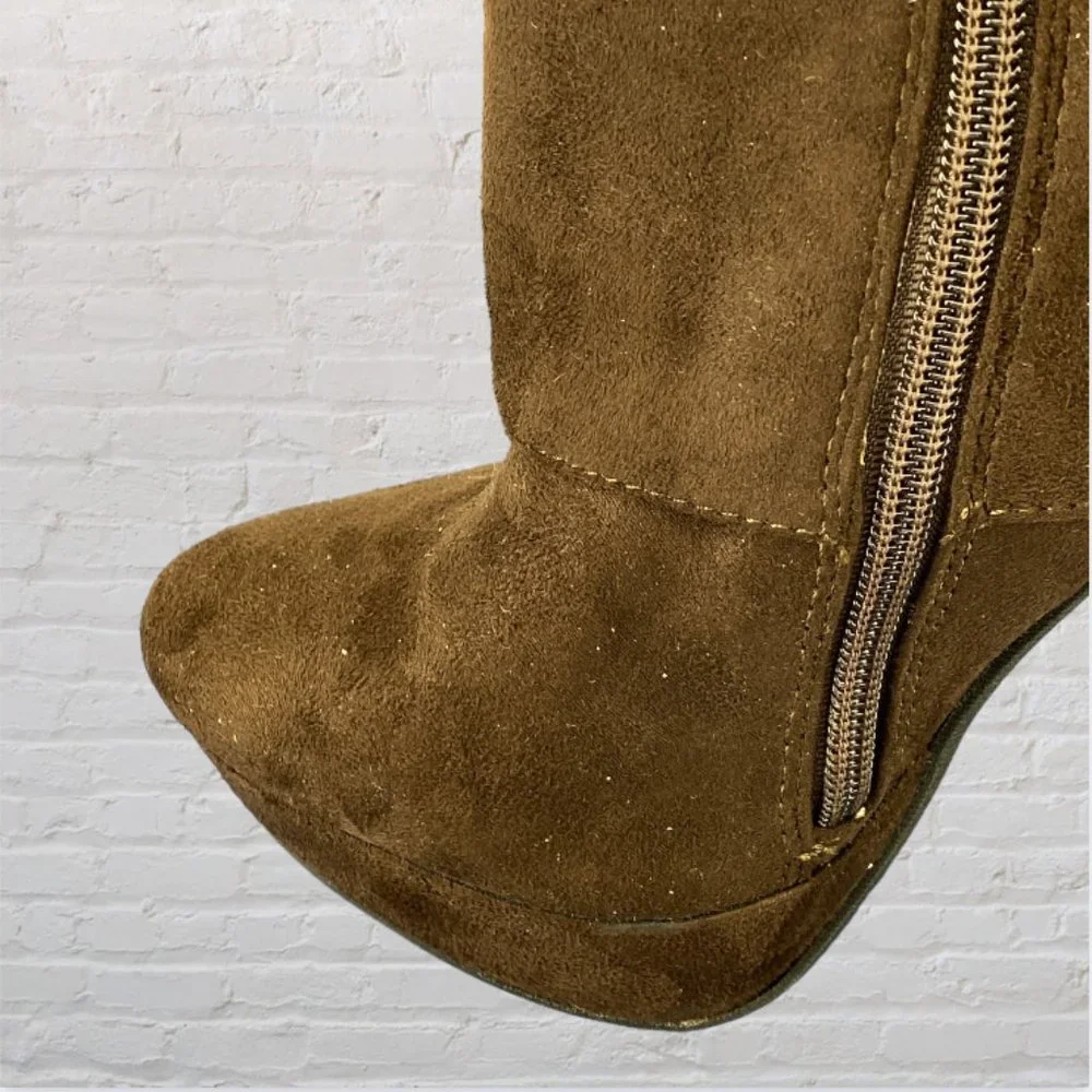 INDIGO -- Brown Ankle Bootie with Platform and Side Zip, Button Detail, NWOT